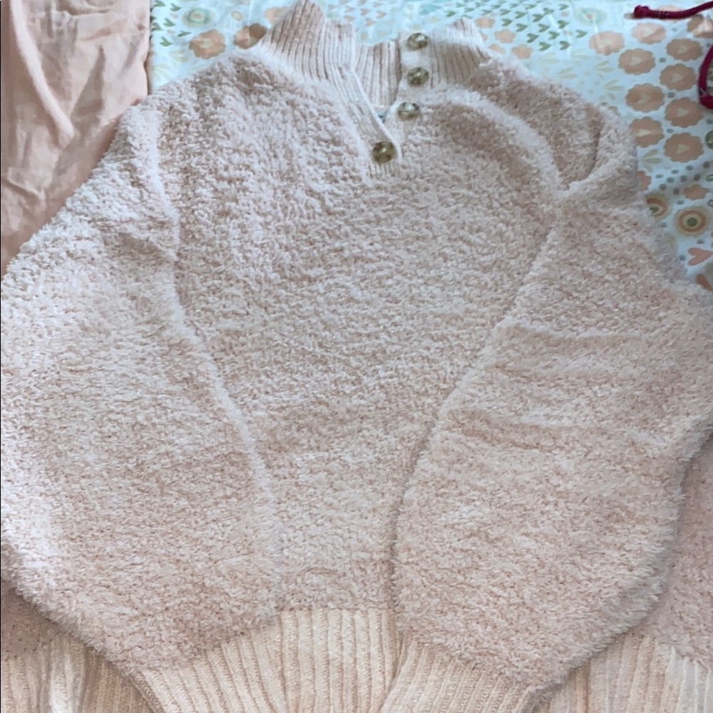 American Eagle Outfitters Cream Cozy Sweatshirt